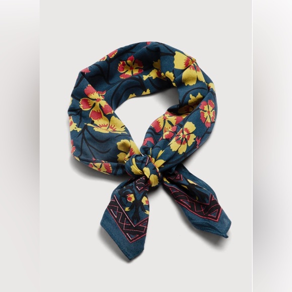 Free People Oleander Print Bandana Scarf Navy Floral 30x30 Bohemian - Picture 1 of 9
